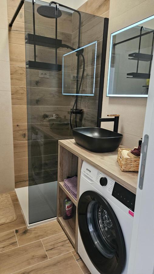 Apartman Nella With Sea Wiew ซาดาร์ ภายนอก รูปภาพ
