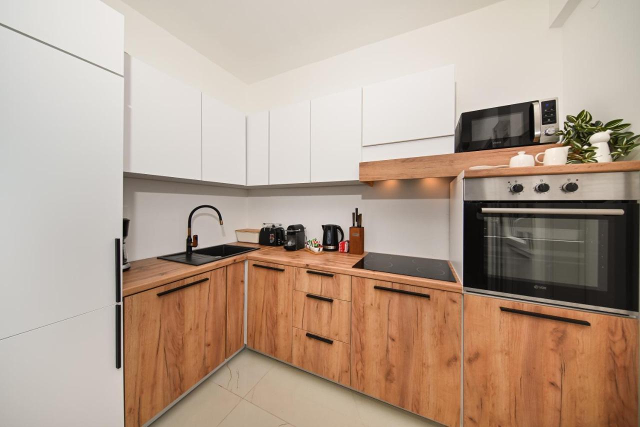 Apartman Nella With Sea Wiew ซาดาร์ ภายนอก รูปภาพ