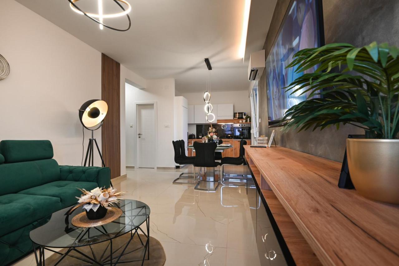 Apartman Nella With Sea Wiew ซาดาร์ ภายนอก รูปภาพ