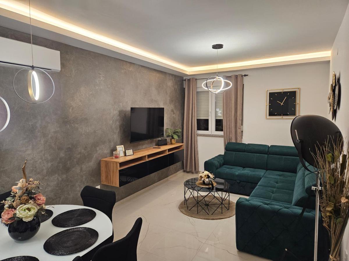 Apartman Nella With Sea Wiew ซาดาร์ ภายนอก รูปภาพ