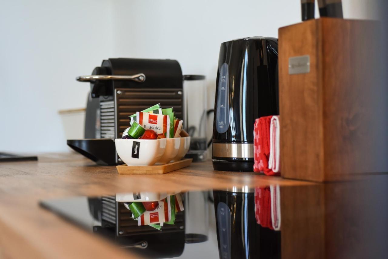 Apartman Nella With Sea Wiew ซาดาร์ ภายนอก รูปภาพ